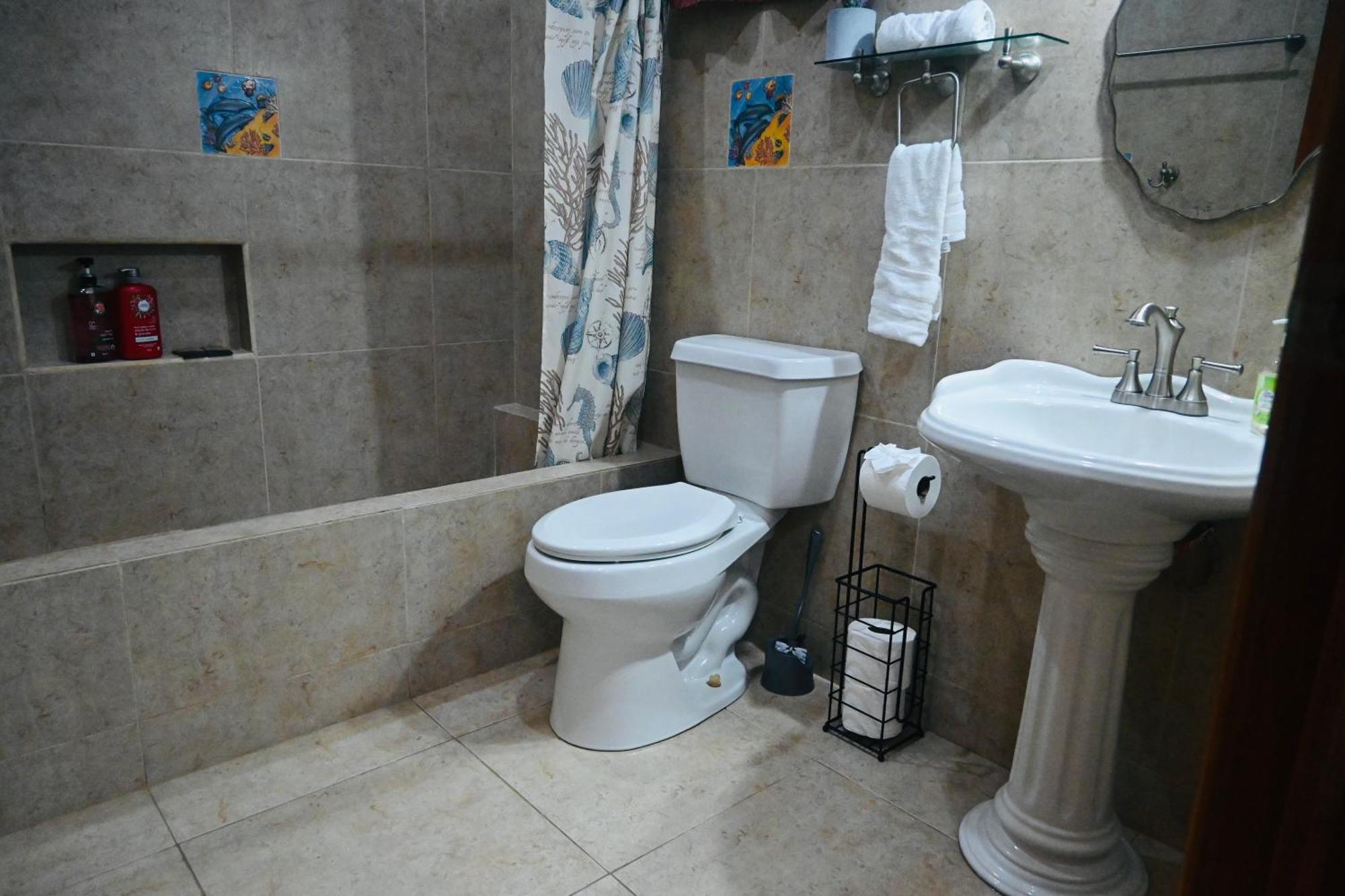 Casa Perez 5 Bedrooms With Private Bathroom Each Сasa de vacaciones Isla Mujeres